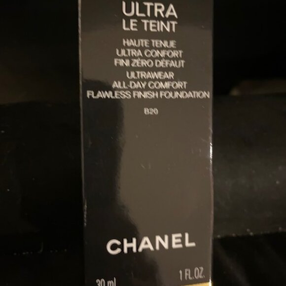 Chanel Ultra Le Teint- Flawless Finish Foundation 30ml BD20 - Picture 1 of 2